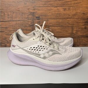 Saucony Ride 17 Womens Size 7.5W